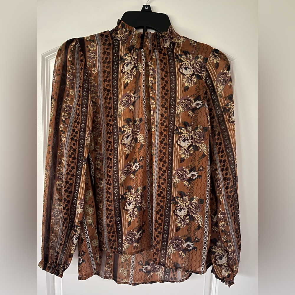 Maurice’s sheer long sleeve top size small